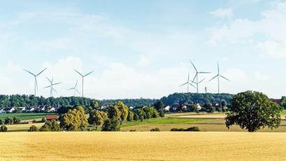 Bild: Stadtwerke Heidenheim; Dorina Hollndonner/exb
Hier haben die Amberger Stadtwerke zugeschlagen. Sie beteiligen sich mit mit einem Millionenbetrag am am Windpark Nattheim in Baden-Württemberg.
