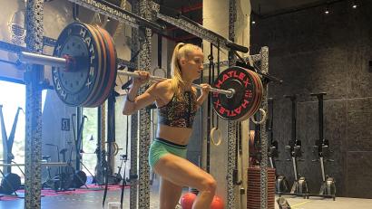 Bild: Schwab
Corinna Schwab an der Langhantel Krafttraining auf Gran Canaria ist angesagt.