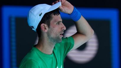 Symbolbild: Mark Baker/dpa
Einwanderungsminister erklärt Visum von Djokovic für ungültig