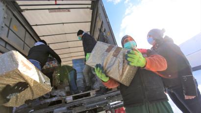Bild: Carolin Mauz/exb 
Die Aktion „Weihnachtstrucker“ der Johanniter brachte rund 69000 Pakete auf den Weg.