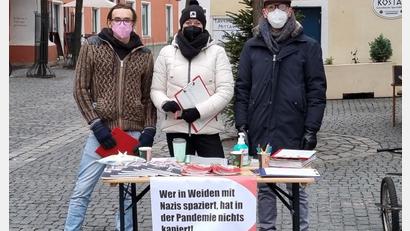 Bild: exb
Eine neue Gruppe aus Weiden wehrt sich gegen die "Corona-Spaziergänge" und Maßnahmengegner.