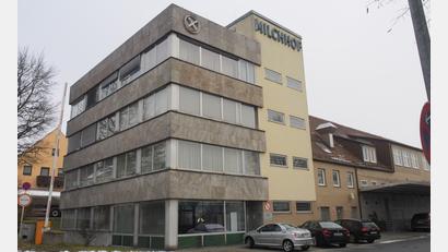 Bild: ws
Im Verwaltungsgebäude am früheren Milchhof soll im Erdgeschoss eine Imbiss-Verkaufsstätte mit Küche eingerichtet werden.