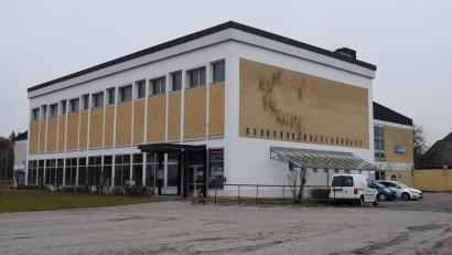 Bild: bnr
Die Generalsanierung der Turn- und Schwimmhalle ist eine Aufgabe für die nächsten Jahre. Der Marktrat will sich dieser Aufgabe stellen.