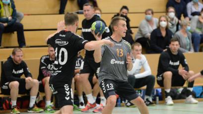 Archivbild: Andreas Brückmann
Ein nicht unbedingt erwarteter Punktgewinn gelang der HG Amberg (am Ball Paul Rössle) in der Hinrunde gegen den TB Roding. Jetzt steht das Rückspiel auf dem Programm.