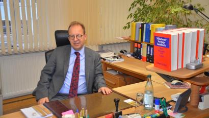 Bild: ak
Zum 31. Januar geht der Kemnather Notar Dr. Hans-Hermann Wörner in den Ruhestand.