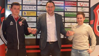 Bild: otr
Nicht nur Abteilungsleiter Thomas Diertl (Mitte) setzt in das Trainerduo Benjamin Urban (links) und Klaus Moucha große Hoffnungen.