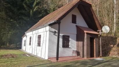 Bild: Winderl, Kristin [wrl]
Die Hütte des Wintersportvereins hat nach zwei Jahren wieder fließend Wasser.