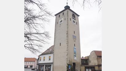 Bild: ws
Der Klettnersturm stammt aus dem 14.Jahrhundert. Jetzt soll das Wahrzeichen der Stadt eine umfassende Sanierung erfahren.