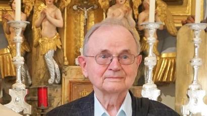 Bild: wec
Der frühere Ebermannsdorfer Ortspfarrer Martin Särve ist verstorben.
