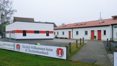 Bild: do
Für die neuen Mannschaftsräume des Kreisligisten (im Bild links) gewährt die Marktgemeinde einen 10-prozentigen Zuschuss aus dem Eigenanteil des SC