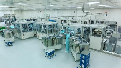 Bild: Gerresheimer/exb
Die Gerresheimer-Produktionshalle in Pfreimd. Um mit dem Wachstum mitzuhalten, will Manfred Baumann auch in der Oberpfalz neu einstellen.