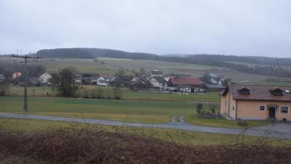 Bild: fz
Es ist ein Millionenprojekt, das in diesem Jahr anläuft: In Lückenrieth wird die Infrastruktur erneuert.