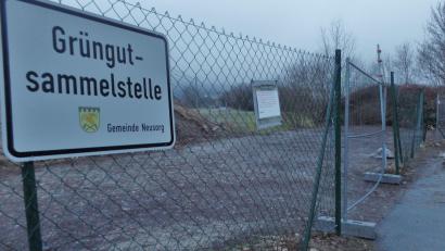 Bild: br
Knapp 1000 Kubikmeter Grüngut und holzige Abfälle wurden 2021 an der Grüngutsammelstelle am Bauhof der Gemeinde Neusorg (Bild) angeliefert und entsorgt. Die Gebührenbedarfsberechnung pro Berechtigungsschein für 2022 ergab eine Gebühr - wie bisher - von 33 Euro.