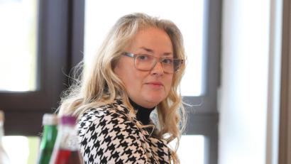 Bild: mfh
Schulleiterin Birgit Molitor berichtete über die aktuellen Strukturen und Veränderungen der Schule. Mit der Ausstattung für die Digitalisierung zeigte sie sich sehr zufrieden.