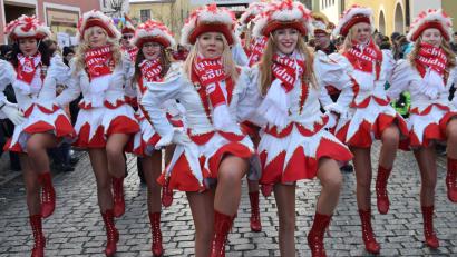 Archivbild: bö
Auf diese Bilder wird man in Schmidmühlen, Rieden, Hohenburg und Dietldorf verzichten müssen. Die Faschingszüge sind abgesagt.