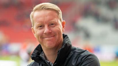 Bild: Stefan Puchner/dpa
Sieht trotz der Personalprobleme eine „reelle Chance“ für den Außenseiter beim 1. FC Union Berlin: Paulis Trainer Timo Schultz.