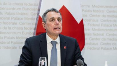 Bild: Peter Schneider/KEYSTONE/dpa
Der Schweizer Bundespräsident Ignazio Cassis: „Einem Aggressor in die Hände zu spielen, ist nicht neutral.“