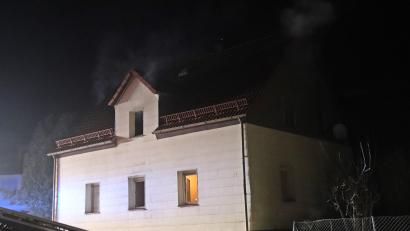 Bild: jma
In diesem Haus in Eschenbach hat es am Dienstagabend gebrannt.