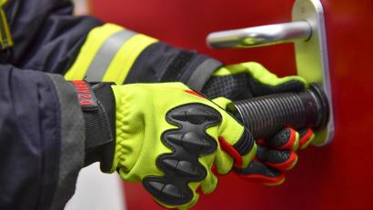 Bild: Florian Miedl/fph
Mehrere Feuerwehren im Landkreis verfügen über Sätze mit Spezialwerkzeug zum Öffnen verschlossener Türen.