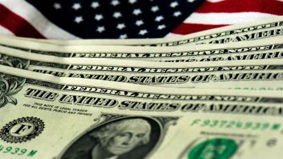 Bild: Arno Burgi/dpa-Zentralbild/dpa
US-Präsident Biden will mit gezielten Investitionen sein Land stärken.