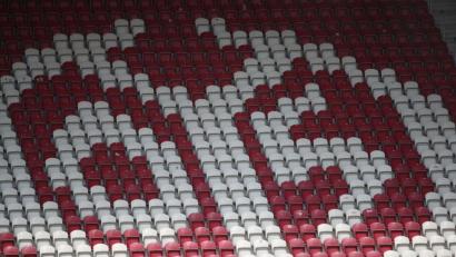 Bild: Tom Weller/dpa
Beim FSV Mainz 05 haben sich gleich 19 Personen mit dem Coronavirus infiziert