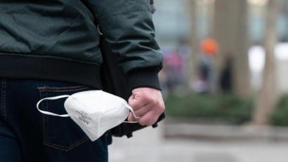 Bild: Sebastian Kahnert/dpa-Zentralbild/dpa
Viele Fälle nicht erfasst: Wie hoch ist die Zahl der Corona-Neuinfektionen wirklich?