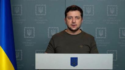 Bild: -/Ukrainian President/telegram/dpa
Der Präsident der Ukraine, Wolodymyr Selenskyj, spricht von Hunderten gefangenen russischen Soldaten.