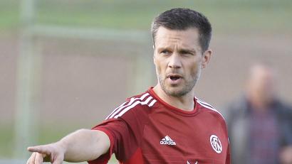 Bild: Ziegler
Thomas Ficarra, aktuell noch Spielertrainer beim 1. FC Neukirchen, wird zur neuen Saison Cheftrainer beim SV Raigering.