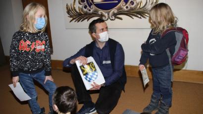 Bild: ads
Was der Baumannlöwe mit Amberg zu tun hat, erklärte Michael Herzog bei der Ferienaktion im Stadtmuseum ebenfalls.