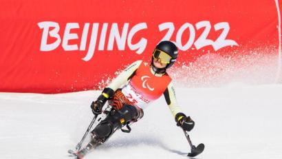 Bild: Christoph Soeder/dpa
Verpasste knapp die Goldmedaille: Anna-Lena Forster.