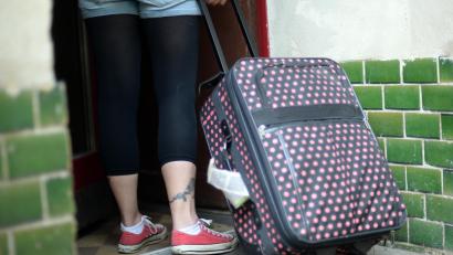 Symbolbild: Britta Pedersen/dpa
Im Landkreis Tirschenreuth gibt es viele Ferienwohnungen. Sie werden jedoch nicht über die Tourismusstatistik vom Statistischen Landesamt erfasst, da sie nicht meldepflichtig sind.