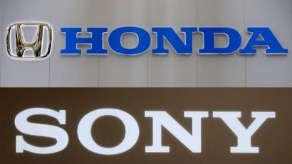 Bild: Uncredited/AP/dpa
Der japanische Elektronikriese Sony geht bei seinen Auto-Plänen eine Kooperation mit Honda ein.