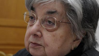 Archivbild: Petra Hartl
Schwester Canisia Engl von den Armen Schulschwestern von Unserer Lieben Frau prägte drei Jahrzehnte die Dr.-Johanna-Decker-Schulen in Amberg. Am 4. März ist sie verstorben.