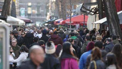 Bild: David Young/dpa
Über 150.000 Neuinfektionen melden die Gesundheitsämter seit gestern.