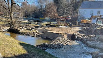 Bild: Gemeinde Pullenreuth/exb
Die Bauarbeiten zur „Öffnung der Grünen Mitte“ in Pullenreuth haben begonnen.