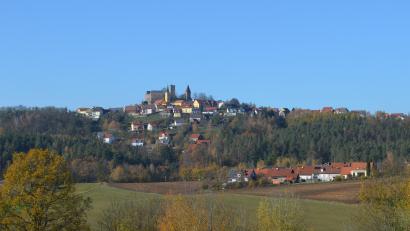 Archivbild: fz
Die Idylle ist trügerisch: In Leuchtenberg gibt es wieder Streit um das Baugebiet Ringelbrunnen II.