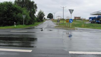 Archivbild: sei
Einte Entlastung des Marktplatzes und der Weidener Straße soll die neue Linksabbiegespur von der St 2166 in die Weidener Straße bringen.