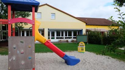 Bild: do
Prognosen lassen eine weitere Belegungszunahme erwarten. Deshalb planen in solidarischer Geschlossenheit die Gemeinden Schlammersdorf und Vorbach eine Erweiterung der Kindertagesstätte St. Michael in Schlammersdorf.