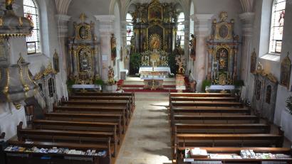 Archivbild: jr
Bei der Pfarrgemeinderatswahl in Konnersreuth (im Bild die Pfarrkirche St. Laurentius) war Jürgen Graßold Stimmenkönig.