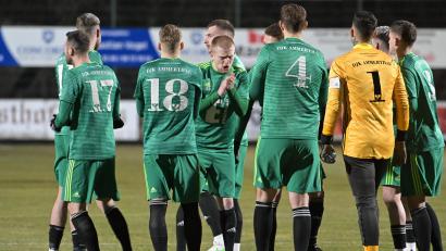 Archivbild: ref
Jetzt hilft nur noch sich gegenseitig Mut machen: Die DJK Ammerthal braucht mal wieder einen Erfolg.