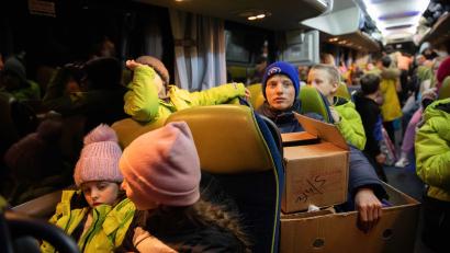Bild: Sabine Franzl/space-eye.org
Das Busunternehmen Hauck brachte 18 Waisenkinder aus dem Kriegsgebiet bei Odessa in die Partnerstadt Regensburg.