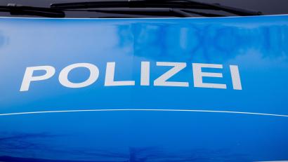 Symbolbild: Christoph Soeder/dpa
Grenzpolizisten haben bei einer Kontrolle Marihuana beschlagnahmt.