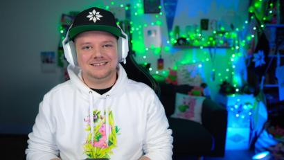 Bild: Privat/Daniel Reutter/dpa
Daniel Reutter bespielt auf dem Youtube-Kanal „SimFans.de“ das Simulationsspiel „Die Sims“.