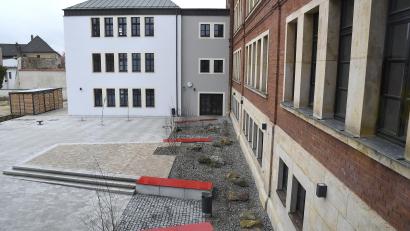 Bild: Petra Hartl
Die neu sanierte Wirtschaftsschule in Amberg. Sie wird jetzt kein Ort für ein Pilotprojekt.