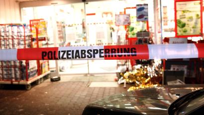 Symbolbild: Alexander Wittke/dpa
Der Ton in Lebensmittelschäften wird rauer. Teilweise kommt es in Weiden zu tätlichen Übergriffen auf Mitarbeiter - samt strafrechtlicher Relevanz. Für die Angestellten ist das belastend.