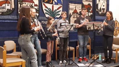 Bild: gi
Abgerundet wurde das Programm vom Klarinetten-Ensemble und Saxophon-Trio der Musikschule.