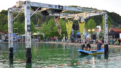 Archivbild: wku
Das verlängerte Fronleichnams-Wochenende vom 16. bis 19. Juni ist als Termin für die Neuauflage des Frankenjura-Kletterfestivals im Königsteiner Naturbad auserkoren.