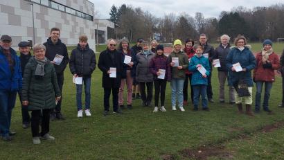 Bild: Erich Kummer, Turnerbund/exb
Die erfolgreichen Teilnehmer des TB Weiden mit Herbert Tischler (links) und Spartenleiter Erich Kummer (Zweiter von rechts).