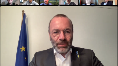 Bild: mez
Rund 90 Minuten tauschte sich der Vorsitzende der Europäischen Volkspartei im Europäischen Parlament Manfred Weber mit den Mitgliedern der CSU-Kreisvorstandschaft aus.