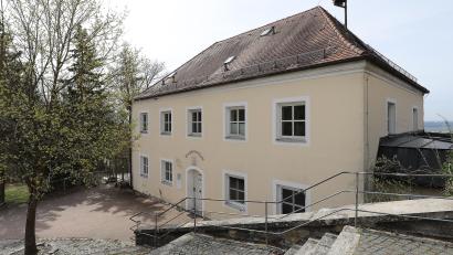 Bild: Wolfgang Steinbacher
Seit weit über einem Jahr ist die Bergwirtschaft nun schon geschlossen. Jetzt entscheidet das Verwaltungsgericht in Regensburg, ob es dazu einen Bürgerentscheid geben muss.